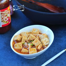 肉丁烩豆腐