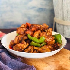 火锅鸡的家常做法，香辣过瘾简单易做，配米饭太下饭啦