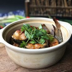 砂锅焗鱼块