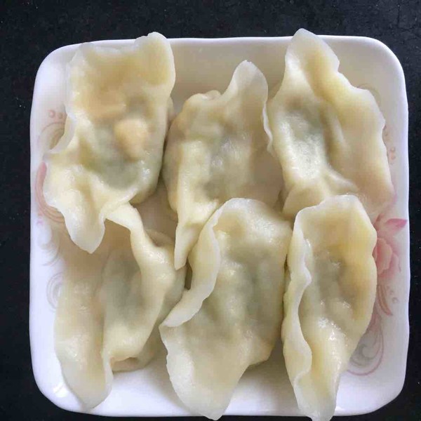 角瓜鸡蛋馅水饺成品图