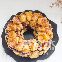 Irresistible Monkey Bread Recipe: A Sweet and Sticky Delight for Your Next Gathering