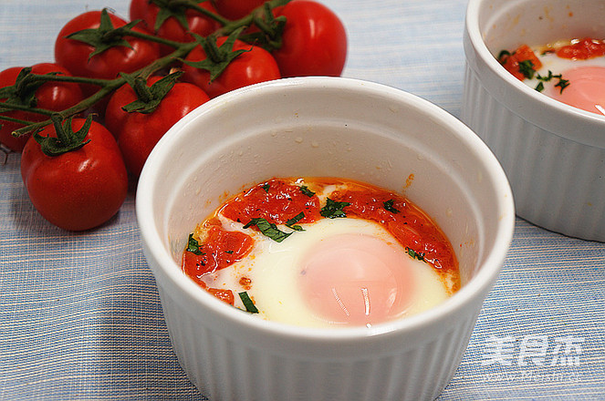 法式小盅蛋配番茄成品图