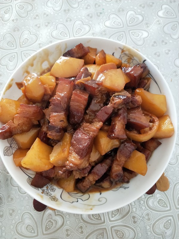 红焖肉炖土豆图片